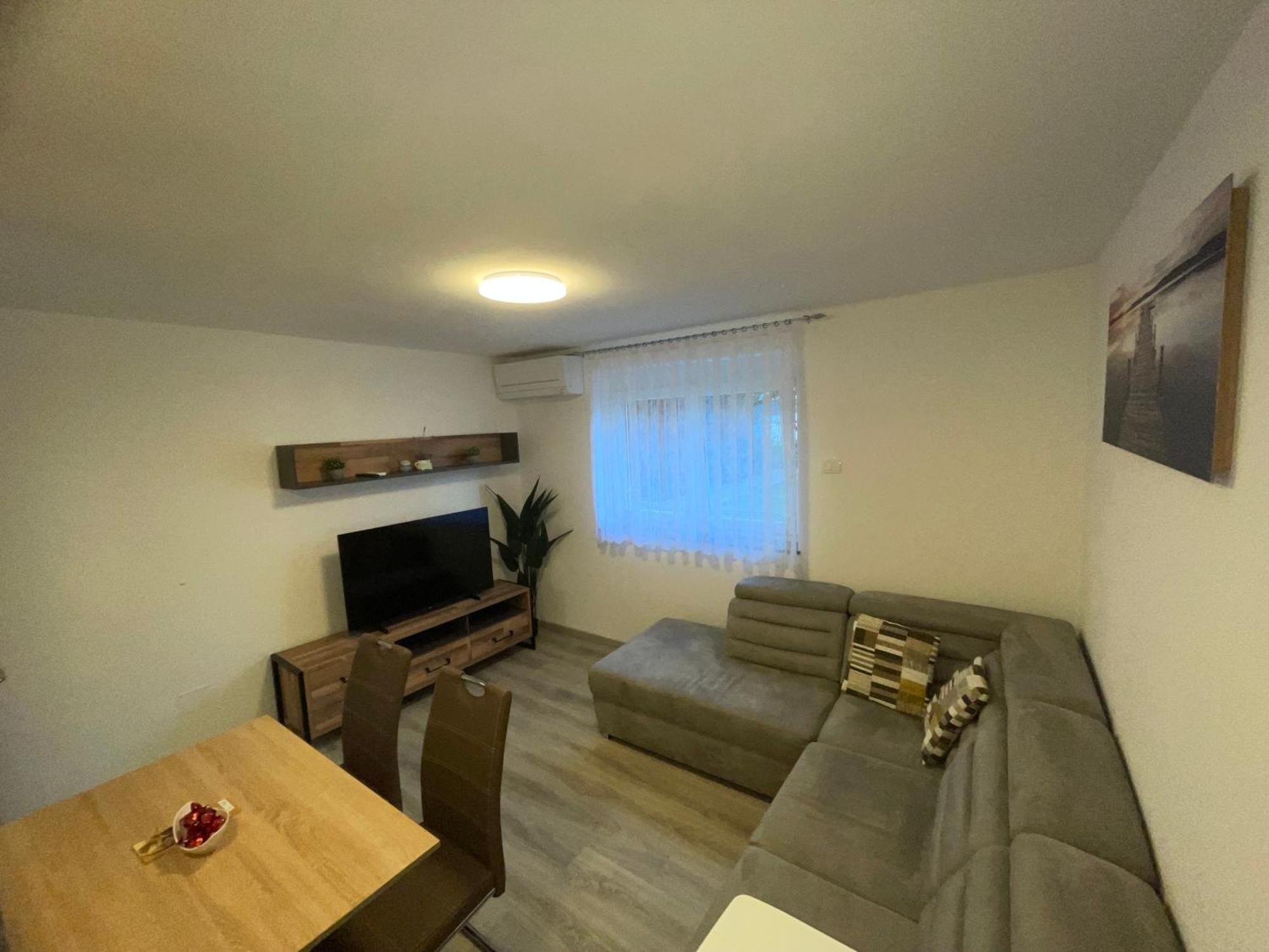 Apartma Dzana Zaga Exterior photo